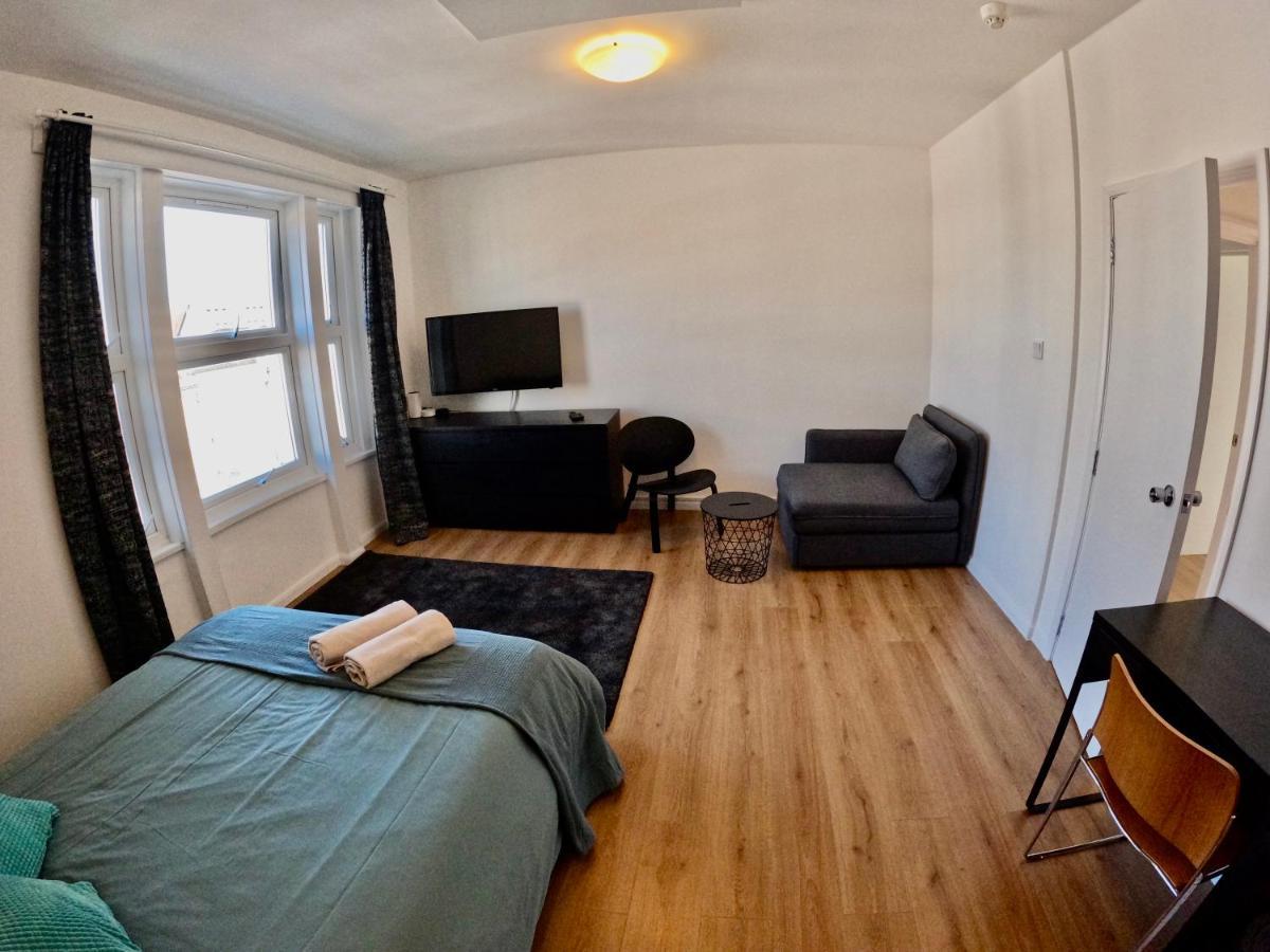 Lovely One Bedroom Flat London Eksteriør billede
